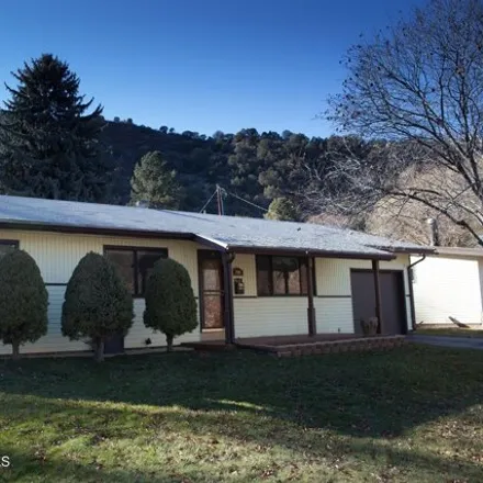 Rent this 3 bed house on 1105 Riveview Drive in Glenwood Springs, CO 81601