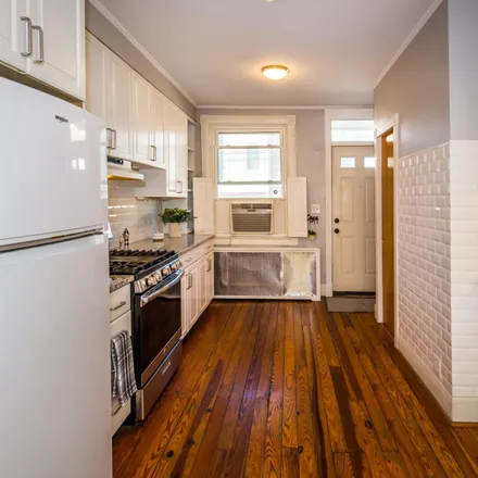 Image 6 - 628 South Lakewood Avenue, Baltimore, MD 21224, USA - Townhouse for sale