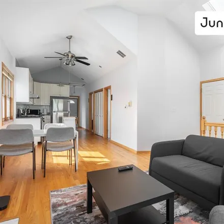 Image 3 - 1359 West Hubbard Street, Chicago, IL 60642, USA - Room for rent