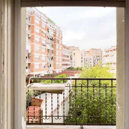 Image 6 - Carrer de Viladomat, 76, 08015 Barcelona, Spain - Apartment for rent