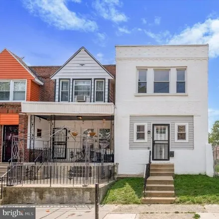 Buy this 3 bed house on 2664 South Dewey Street in Philadelphia, PA 19142