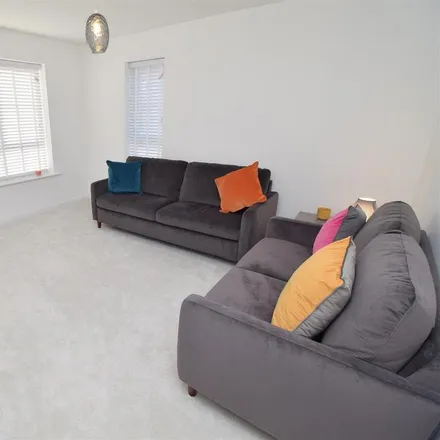 Image 3 - Ashfield Drive, Altofts, WF6 2GD, United Kingdom - House for rent