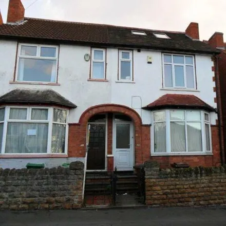 Rent this 7 bed house on 147 Rolleston Drive in Nottingham, NG7 1JZ