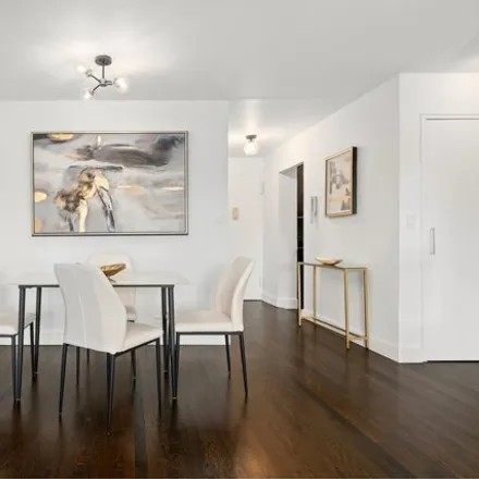 Image 7 - 10 W 15th St Apt 1716, New York, 10011 - Apartment for sale