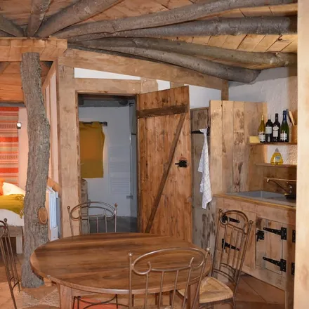 Rent this 1 bed house on 11300 Villarzel-du-Razès