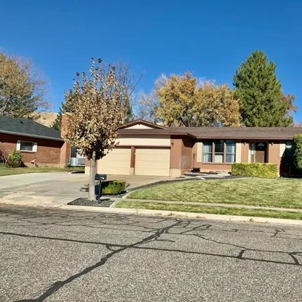 Buy this 6 bed house on 442 Hillcrest Drive in Richfield, UT 84701