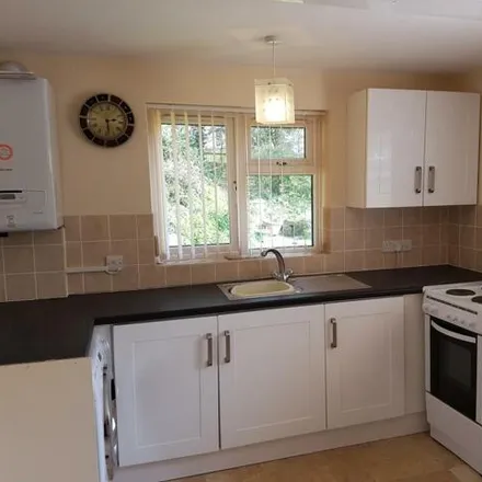 Image 2 - Raleigh Close, South Molton, EX36 4DS, United Kingdom - House for rent