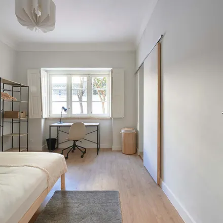 Rent this 5 bed room on Rua Guilhermina Suggia in 1749-113 Lisbon, Portugal
