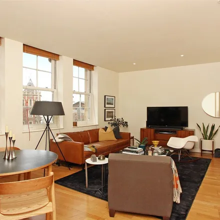 Rent this 1 bed apartment on Baynards in 1 Chepstow Place, London