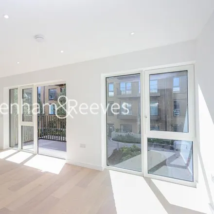 Rent this 1 bed apartment on Chancellor's Road in London, W6 9BF