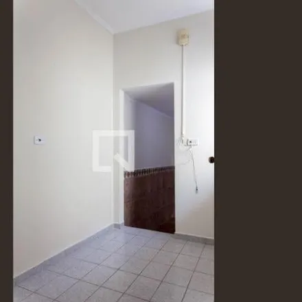 Rent this 2 bed house on Escola de Educação Infant Reluz I in Rua Benedito Conrado Filho 398, Planalto