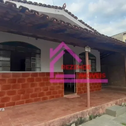 Buy this 3 bed house on Rua Soldado Heleno de Oliveira Pinto in Juatuba - MG, 35675-000
