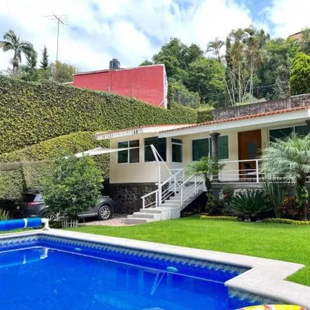 Buy this 2 bed house on Hotel Racquet Cuernavaca in Avenida General Francisco Villa 100, Buena Vista