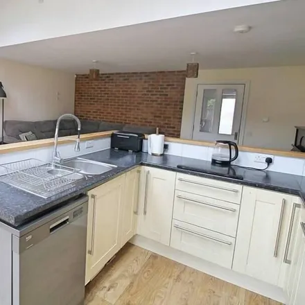 Rent this 4 bed apartment on Leicester in LE3 0TJ, United Kingdom