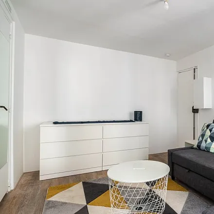 Rent this studio apartment on 22 Rue de l'Échiquier in 75010 Paris, France