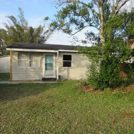 Rent this 3 bed house on Odyssey Pizza in Mc Arthur Lane, Brevard County