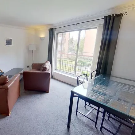 Image 3 - 7 Riverview Gardens, Glasgow, G5 8EG, United Kingdom - Apartment for rent