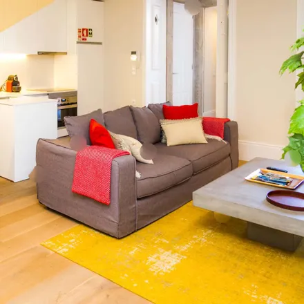 Rent this 2 bed apartment on Marquês in Praça do Marquês de Pombal, 4200-218 Porto