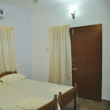 Image 3 - Kochi, Pattalam, KL, IN - House for rent