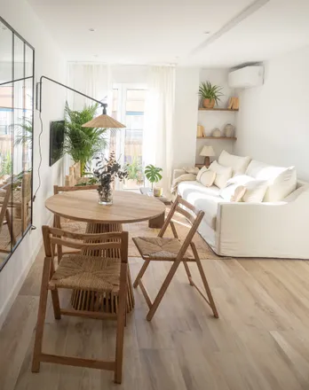 Rent this 3 bed apartment on Avinguda del Cid in 7, 46018 Valencia