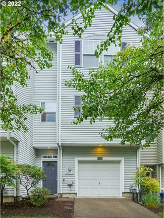 Buy this 2 bed condo on 11860 Southwest Tigard Drive in Tigard, OR 97223