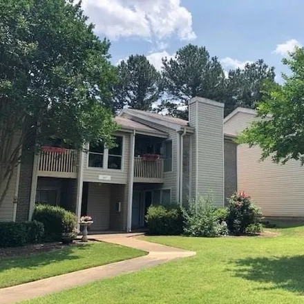 Buy this 1 bed condo on 6799 Whispering Oak Place in Memphis, TN 38120