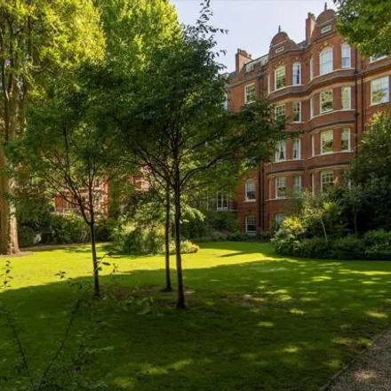 Image 8 - 48-66 Barkston Gardens, London, SW5 0EW, United Kingdom - Apartment for sale