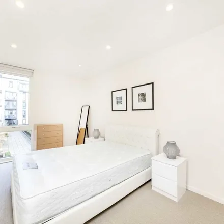 Rent this 2 bed apartment on Central Street in London, EC1V 8AE
