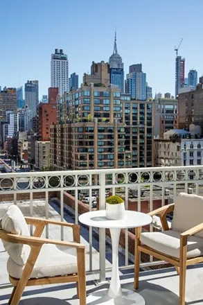 Image 3 - 201 West 17th Street, New York, NY 10011, USA - Condo for sale