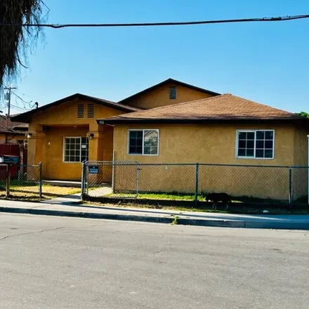 Buy this 7 bed house on 920 South Williams Street in Bakersfield, CA 93307