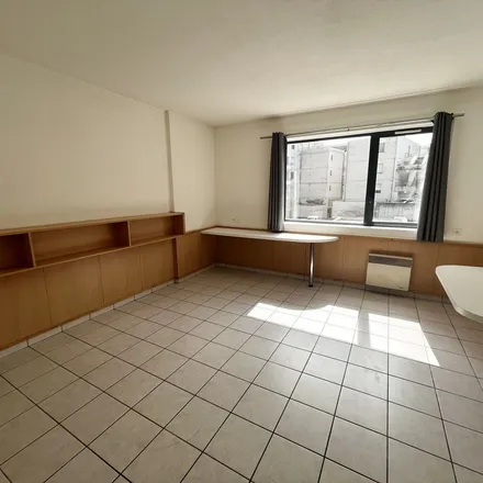 Rent this 1 bed apartment on Cathédrale Notre-Dame de Rodez in Rue Salvaing, 12000 Rodez