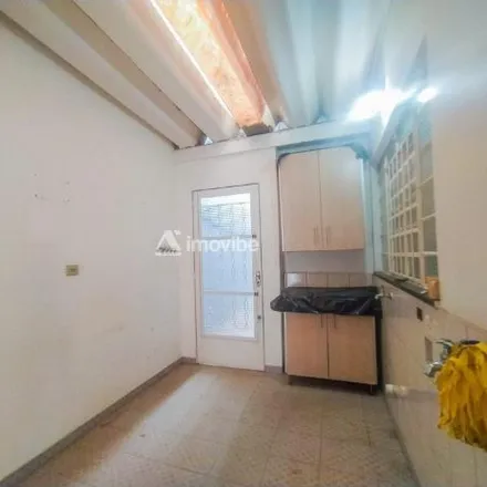 Buy this 5 bed house on Rua Presidente Vargas in Centro, Americana - SP