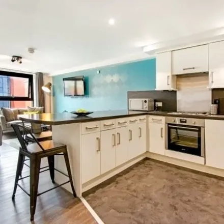 Image 3 - Park Lane, Leeds, LS3 1EF, United Kingdom - Apartment for rent