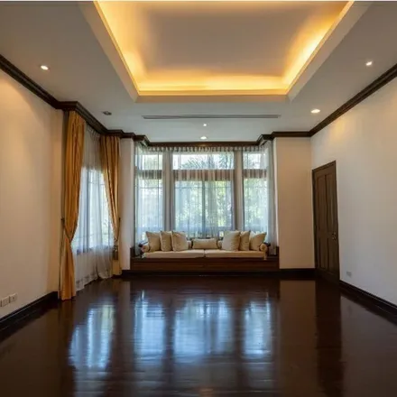 Rent this 1 bed apartment on unnamed road in Yan Nawa District, Bangkok 10120