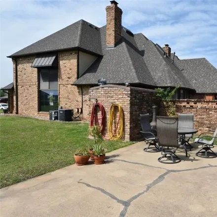 Image 7 - 2625 Greenbriar Place, Seminole, OK 74868, USA - House for sale