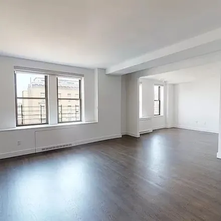 Rent this 6 bed apartment on Windermere West End in 666 West End Avenue, New York
