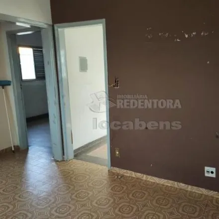 Buy this 3 bed house on Rua Roberto Munia in Jardim Conceição, São José do Rio Preto - SP
