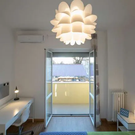 Image 8 - Via Presanella, 20147 Milan MI, Italy - Apartment for rent