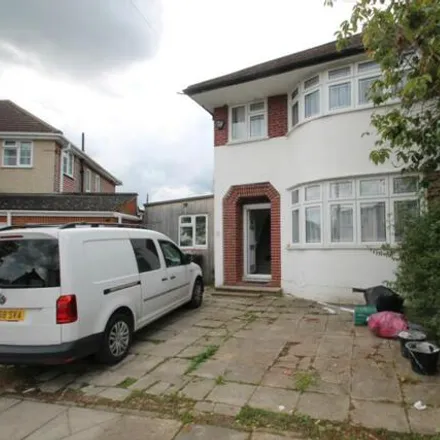 Rent this 3 bed duplex on Merlin Grove in London, IG6 2QX
