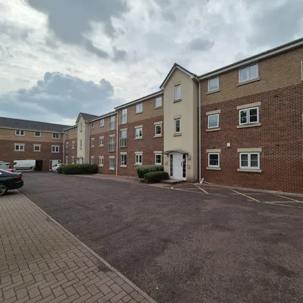 Rent this 2 bed apartment on Golden Orchard in Hawne, B62 8TR