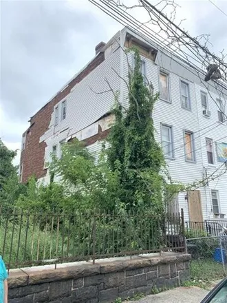 Buy this 9 bed house on 41 Groshon Avenue in Ludlow, City of Yonkers