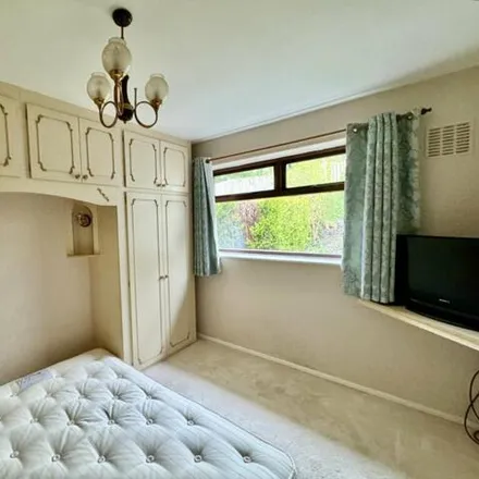 Image 6 - Mount Gardens, Cleckheaton, BD19 3QH, United Kingdom - House for sale