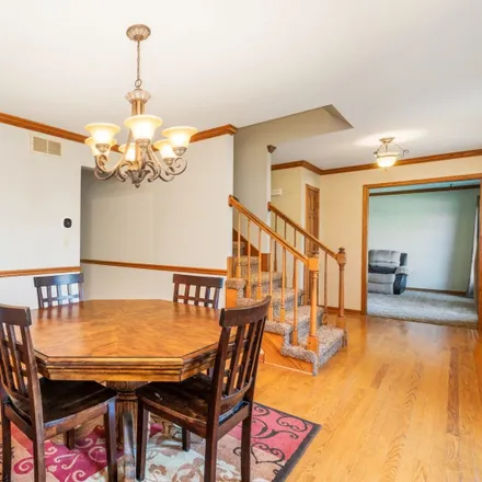 Image 5 - 313 Buckingham Place, Shorewood, IL 60404, USA - House for sale