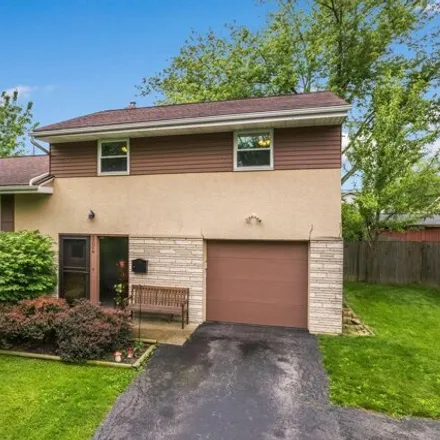 Buy this 3 bed house on 5171 Heritage Lane in Hilliard, OH 43026