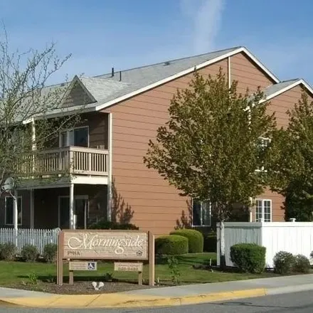 Rent this 1 bed apartment on Rite Aid in Quince Street, Omak