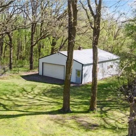Image 3 - 380th Street, North Branch, MN 55002, USA - House for sale