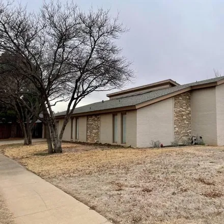 Image 2 - 7912 Toledo Avenue, Lubbock, TX 79424, USA - House for sale