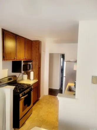 Image 4 - Cross Island Parkway, New York, NY 11359, USA - Apartment for sale