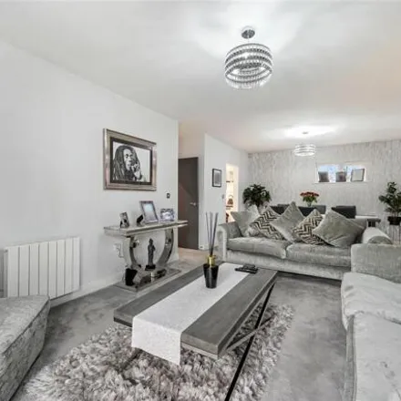 Image 4 - Spring Meadow, Clitheroe, BB7 2AG, United Kingdom - Apartment for sale
