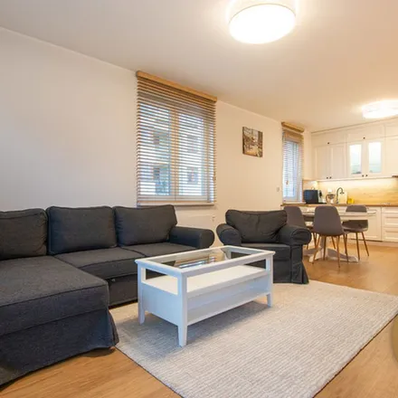 Rent this 3 bed apartment on Bartosza Głowackiego 28 in 30-085 Krakow, Poland